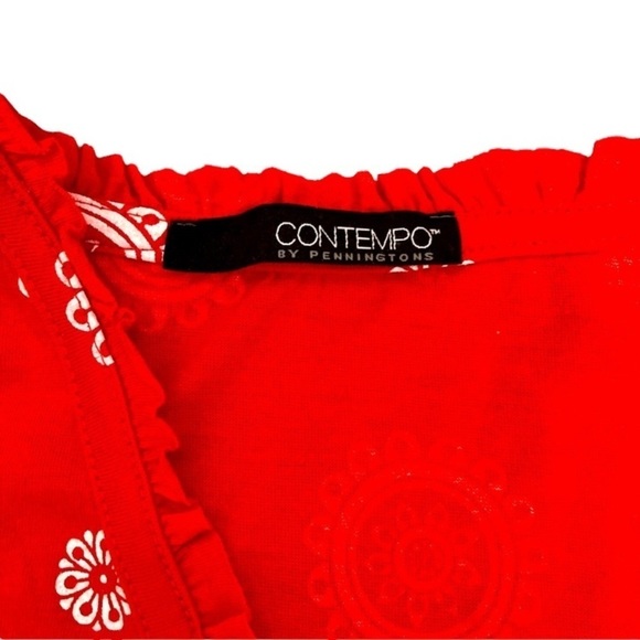 Pennington’s plus size red wrap top with bandana paisley print - Picture 2 of 8